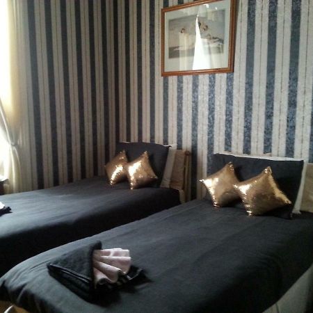 Marchhall Accommodation Единбург Екстериор снимка