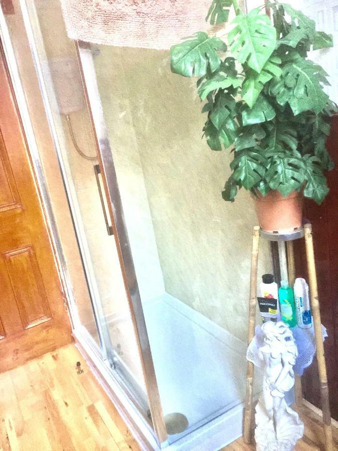 Marchhall Accommodation Единбург Екстериор снимка